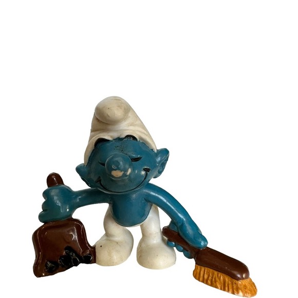 Vintage Smurf Figure with Dustpan 1984 Vintage Schleich - Picture 2 of 7